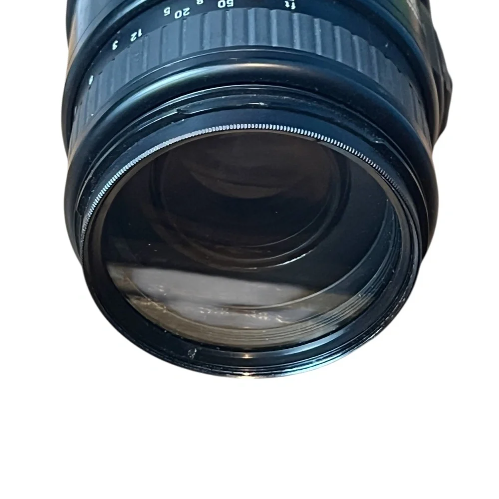 Sigma 70-300mm f/4-5.6 DL Macro Telephoto Zoom Lens Nikon Vintage In The Case
